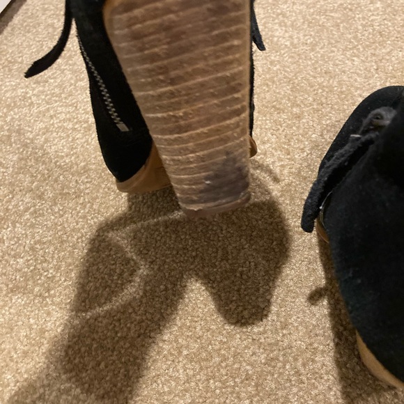 Black suede dolce vida booties - Picture 4 of 5